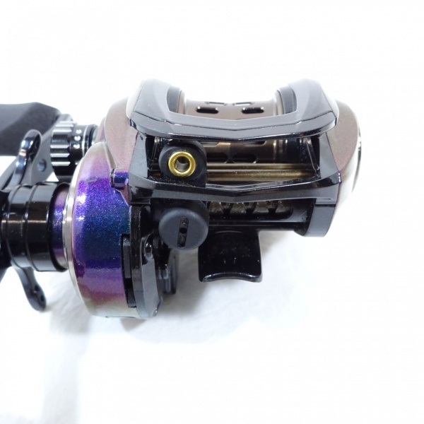 レボウルトラキャスト　ＢＦ８　右